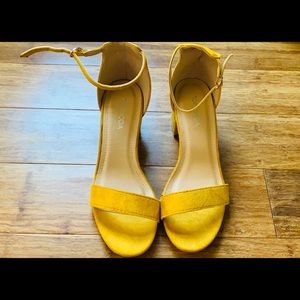 ❣️LAST CHANCE -Yellow heels